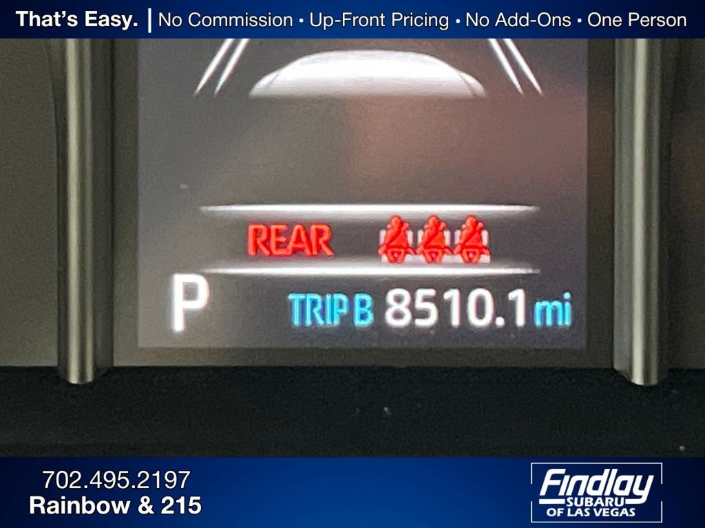 Used 2022 Toyota Venza XLE image 21