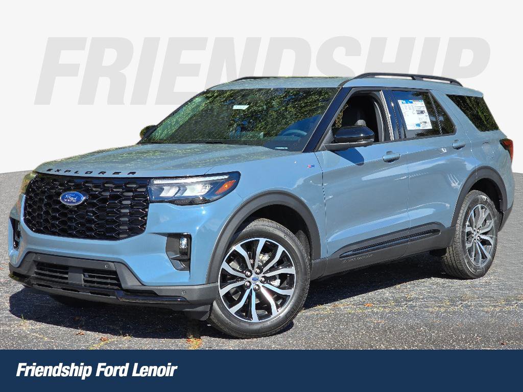 New 2025 Ford Explorer ST-Line video 1