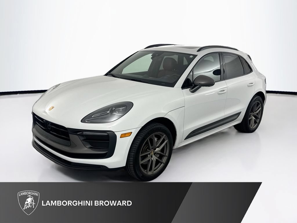Used 2023 Porsche Macan Turbo AWD/4WD video 1
