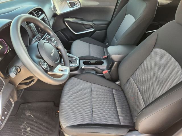 Certified 2025 Kia Soul LX FWD image 13