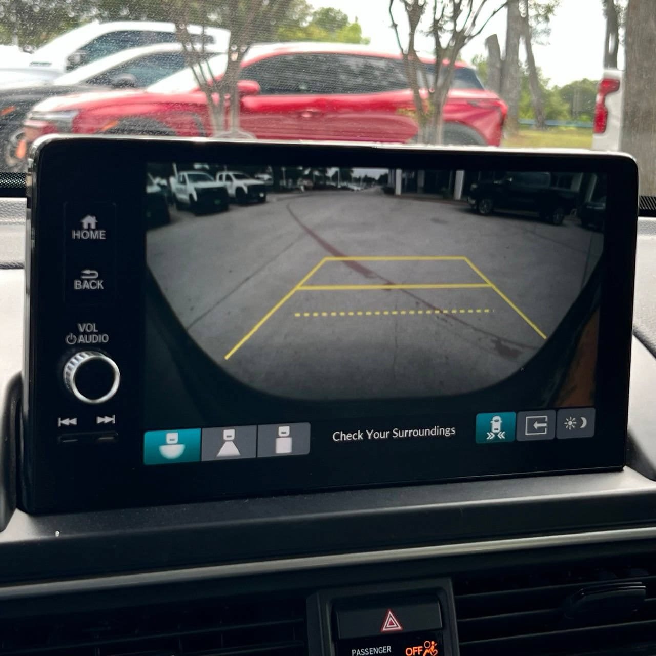 Used 2025 Honda Pilot Touring image 18