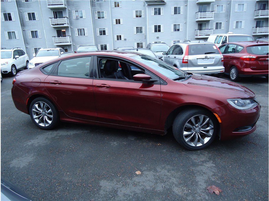 Used 2015 Chrysler 200 S w/ Navigation & Sound Group I image 5