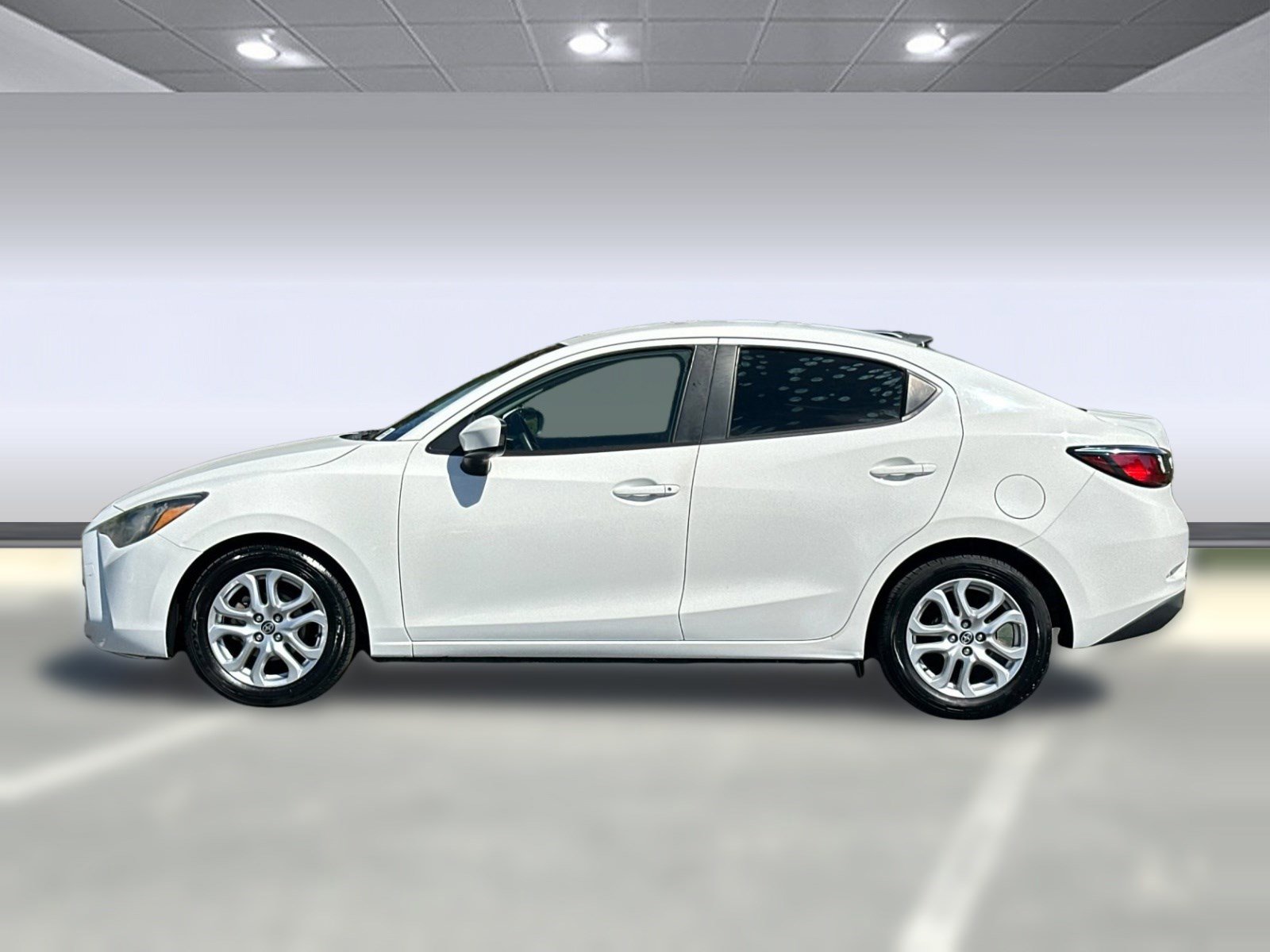 Used 2016 Scion iA 4dr Sdn Auto (Natl) image 2