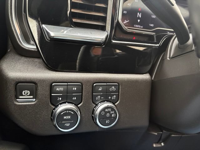 Used 2024 GMC Sierra 1500 Elevation w/ Elevation Premium Package AWD/4WD image 24