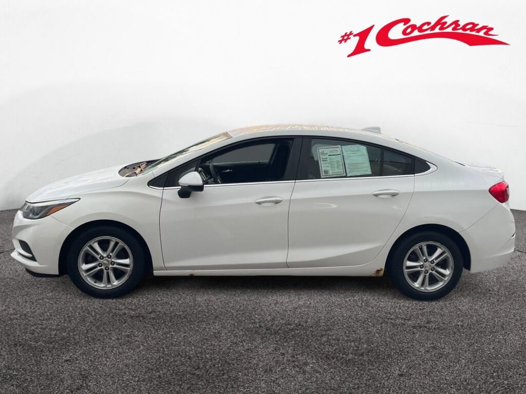 Used 2016 Chevrolet Cruze LT FWD image 19