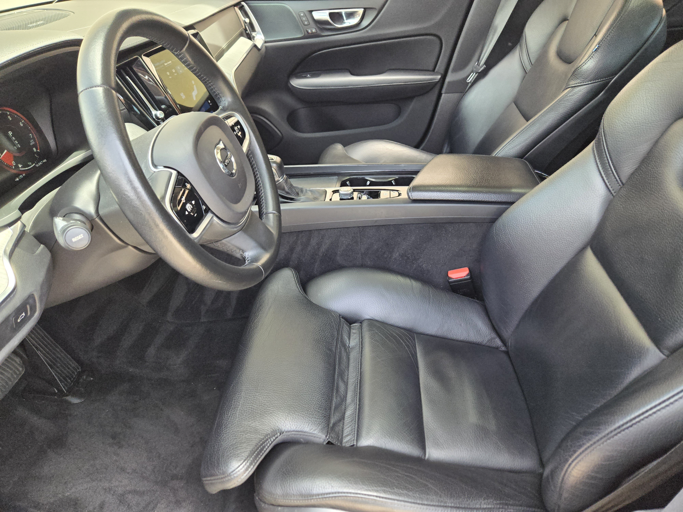 Used 2021 Volvo S60 T5 Inscription AWD/4WD image 11