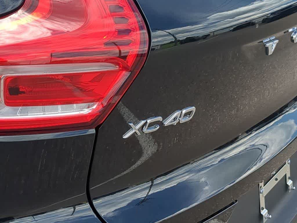 New 2026 Volvo XC40 B5 Core w/ Protection Package Premier AWD/4WD image 12
