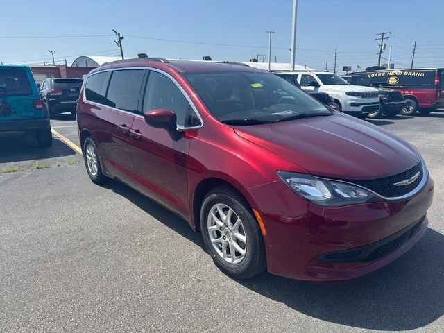 Used 2021 Chrysler Voyager Lxi FWD image 11