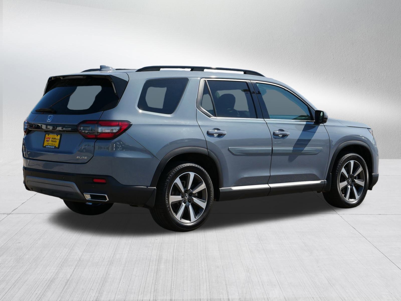 Certified 2024 Honda Pilot Elite image 7