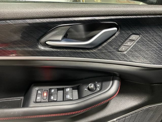 Used 2022 Jeep Grand Cherokee Trailhawk w/ Luxury Tech Group III AWD/4WD image 10
