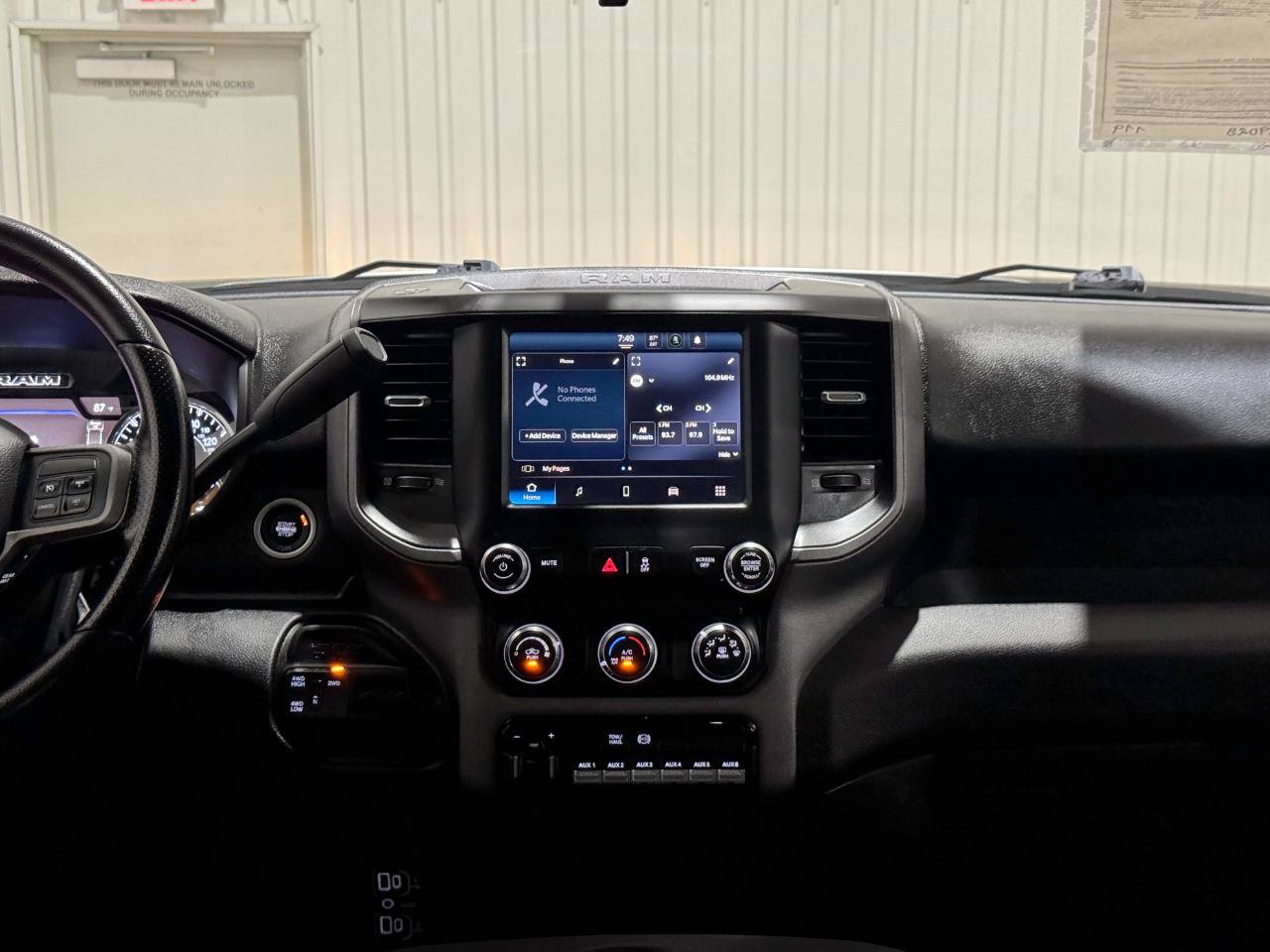 Used 2022 RAM 2500 Tradesman AWD/4WD image 21