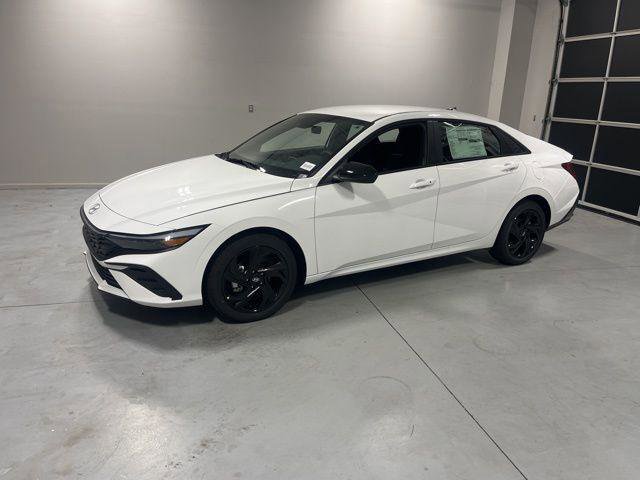 New 2026 Hyundai Elantra Sport image 3