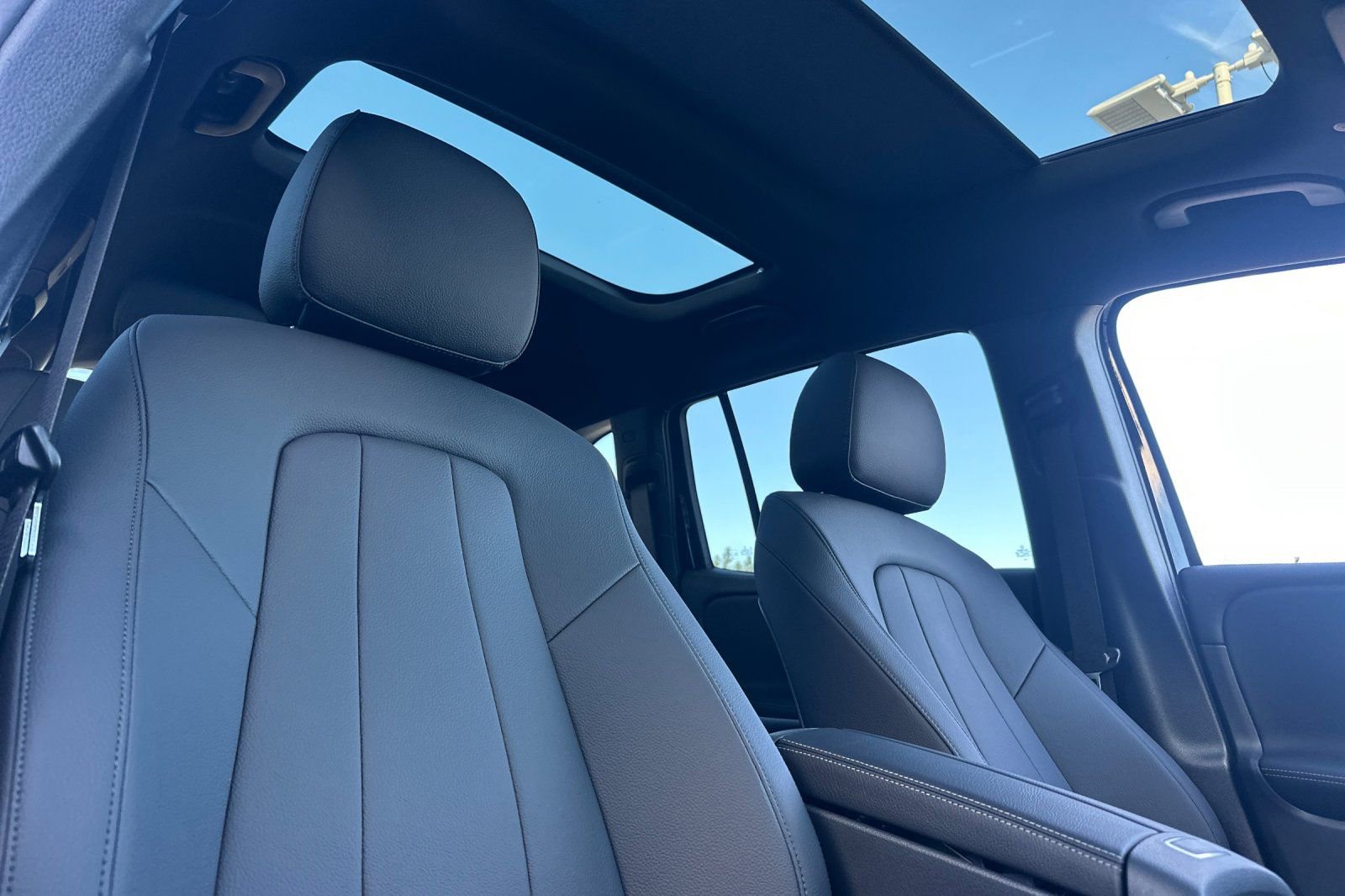 New 2026 Mercedes-Benz GLB 250 image 31