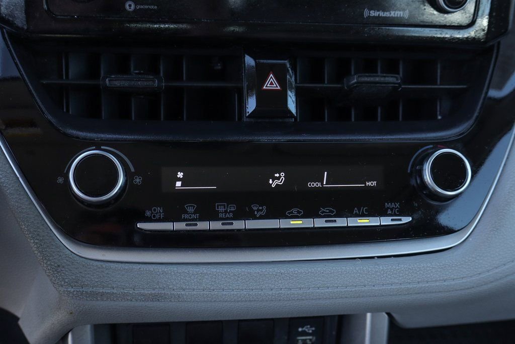 Used 2022 Toyota Corolla Cross L image 29