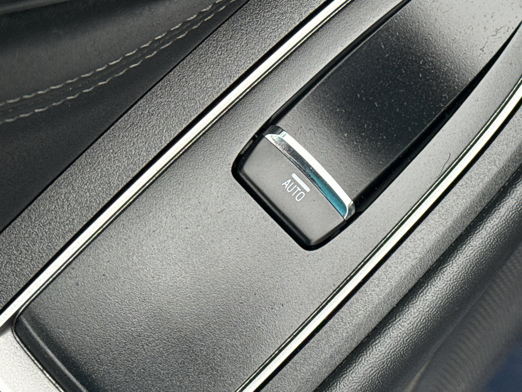 Used 2024 Subaru Legacy Limited image 32