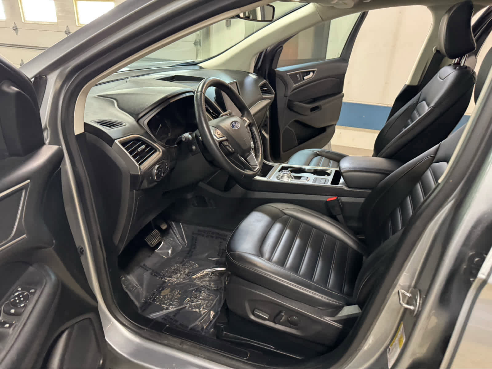 Used 2022 Ford Edge SEL w/ Convenience Package AWD/4WD image 15