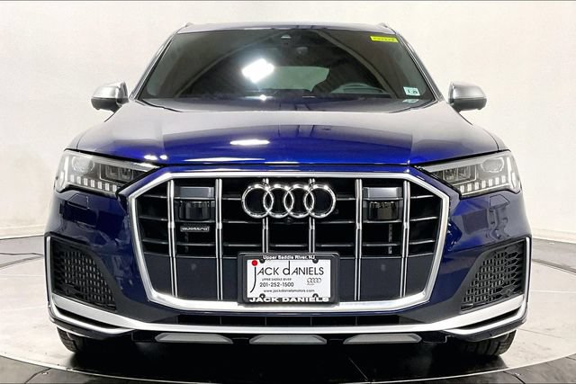 Used 2023 Audi SQ7 Prestige AWD/4WD image 2