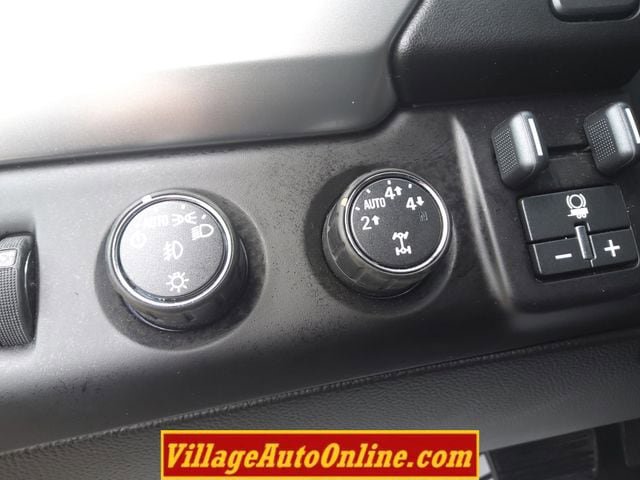 Used 2016 Chevrolet Tahoe LTZ AWD/4WD image 31
