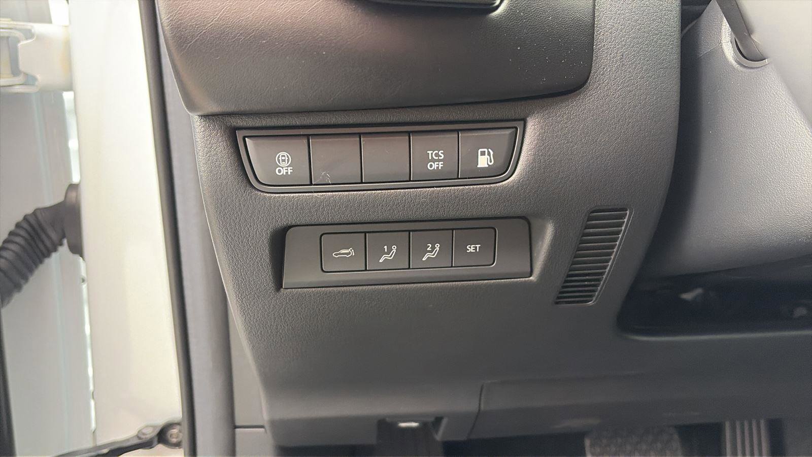 New 2025 MAZDA CX-50 AWD 2.5 Hybrid w/ Weather Package image 15