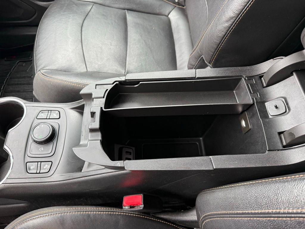 Used 2019 GMC Terrain SLT w/ Preferred Package AWD/4WD image 19