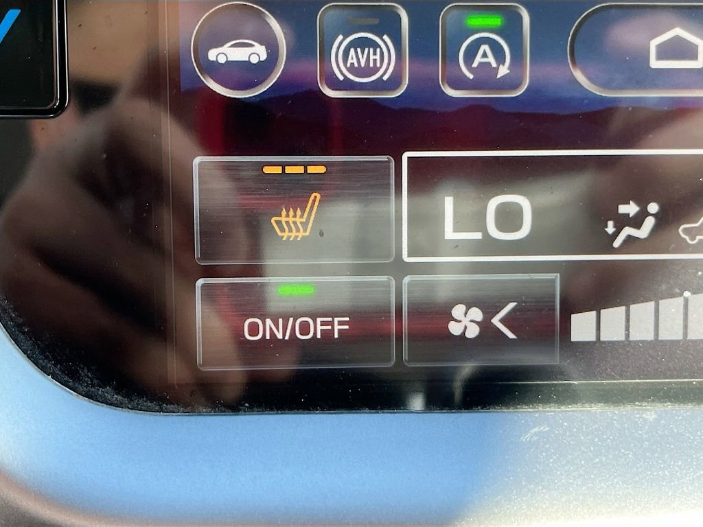 Used 2023 Subaru Legacy Premium image 21