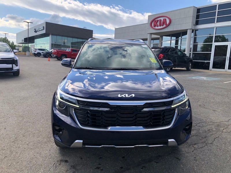 Certified 2024 Kia Seltos EX AWD/4WD image 2