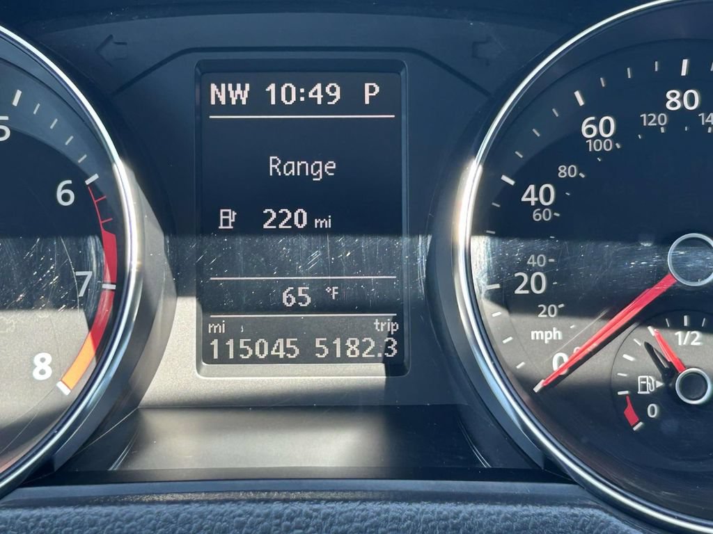 Used 2017 Volkswagen Passat 1.8T SE FWD image 23