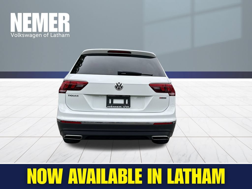 Used 2020 Volkswagen Tiguan SE AWD/4WD image 3