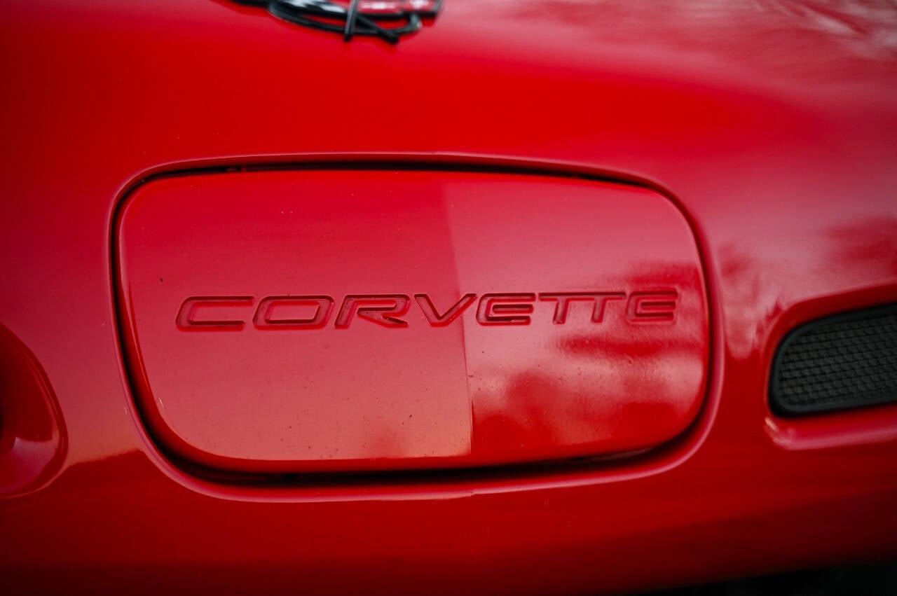 Used 2002 Chevrolet Corvette Z06 w/ Memory Pkg image 54
