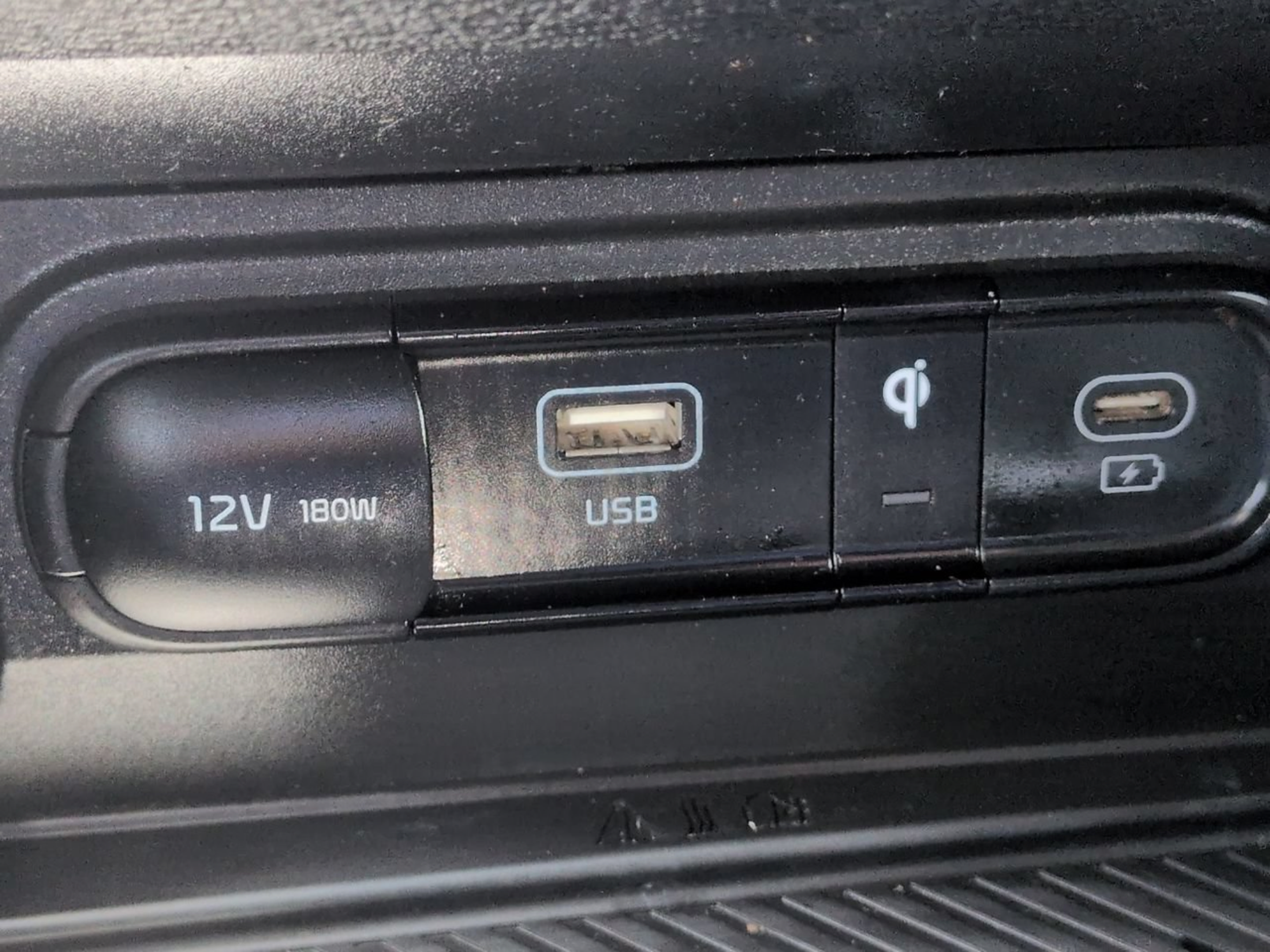 Certified 2023 Kia Sportage X-Pro AWD/4WD image 24
