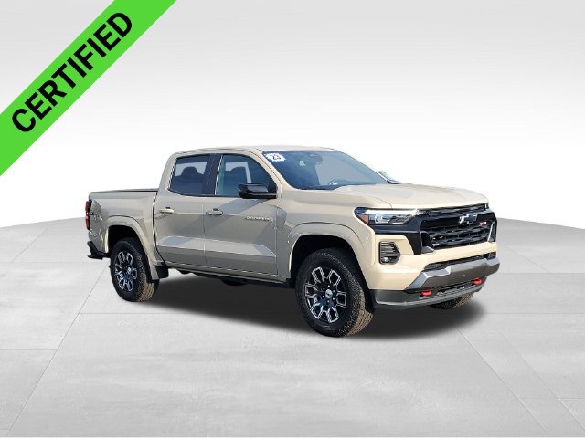 Certified 2023 Chevrolet Colorado Z71 w/ Z71 Convenience Package 2 AWD/4WD image 3