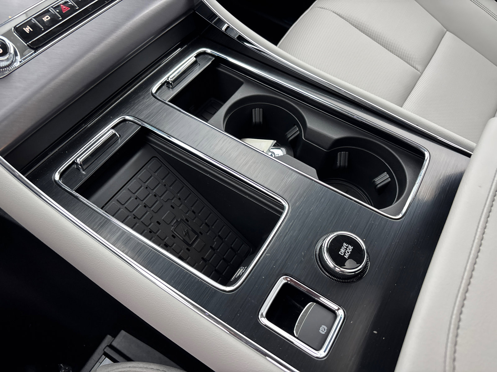 New 2026 Lincoln Aviator AWD image 23