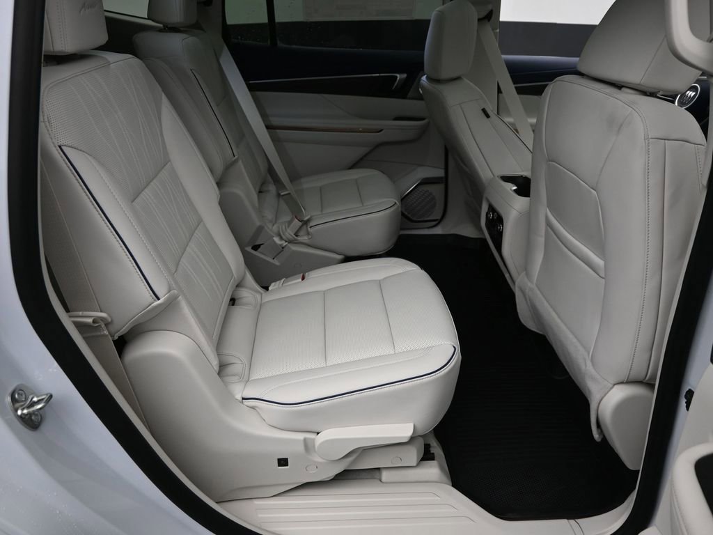 New 2026 Buick Enclave Avenir w/ Super Cruise Package image 7