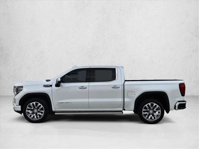 Used 2024 GMC Sierra 1500 Denali w/ Denali Reserve Package AWD/4WD image 9