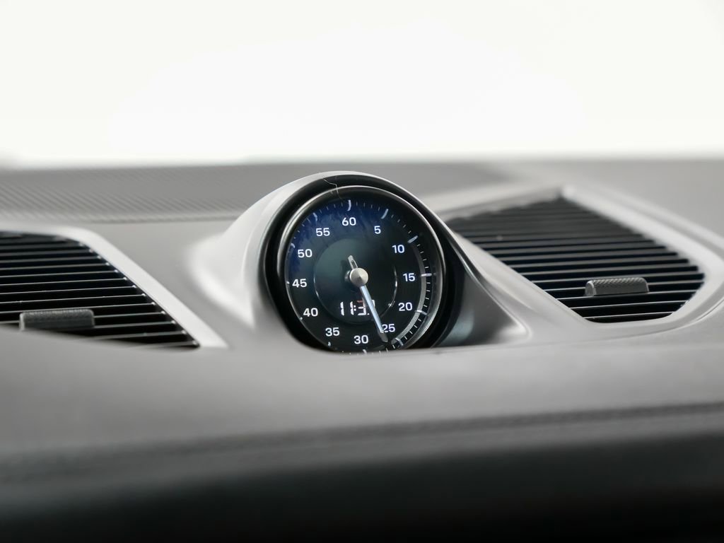 Certified 2024 Porsche Cayenne Coupe AWD/4WD image 29