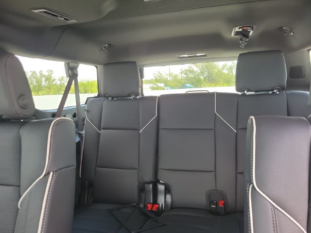 New 2026 Cadillac Escalade ESV Sport w/ Touring Package AWD/4WD image 18