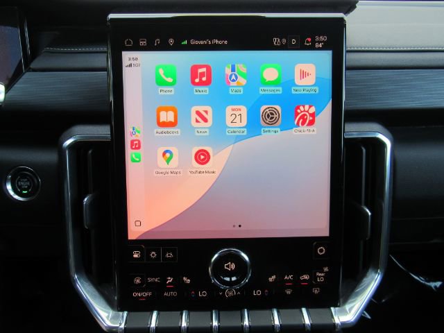 Used 2025 GMC Acadia Elevation image 9