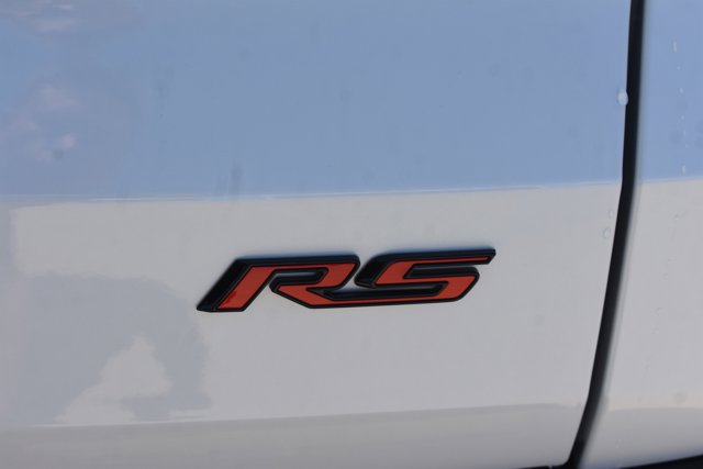 New 2026 Chevrolet Traverse RS w/ LPO, Floor Liner Package AWD/4WD image 8