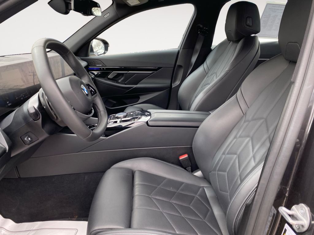 Used 2024 BMW 530i 530i Premium w/ Premium Package image 15