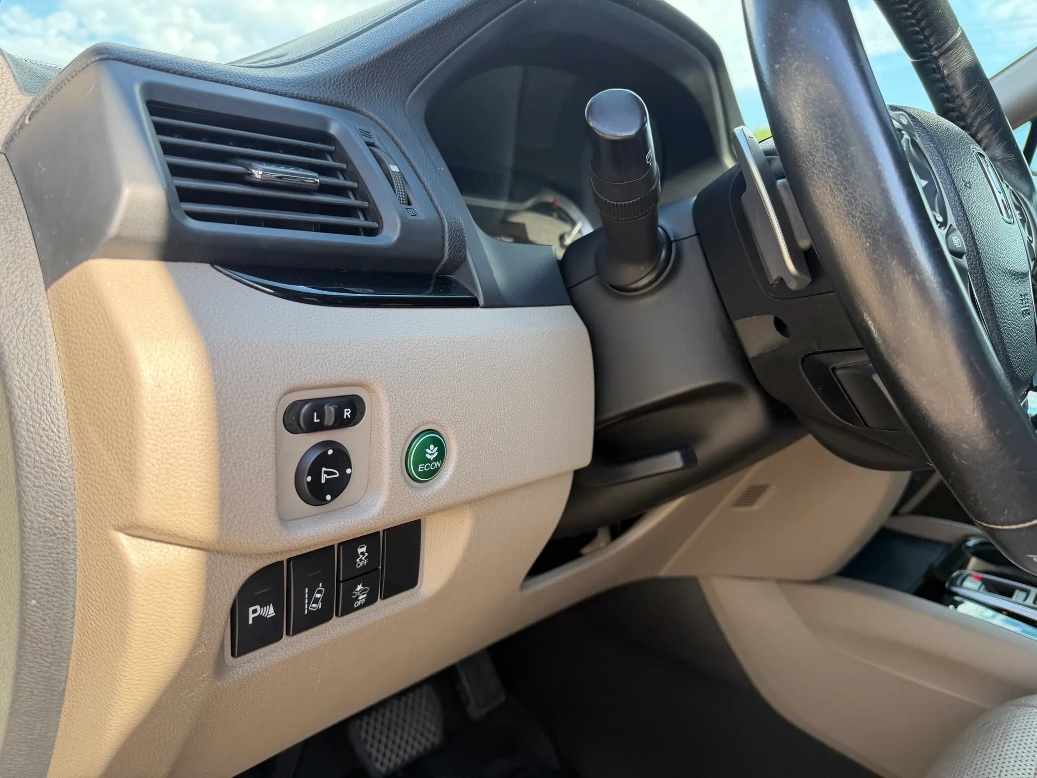 Used 2017 Honda Pilot Elite image 23