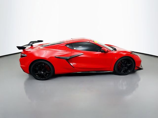 Used 2023 Chevrolet Corvette Z06 w/ Z07 Performance Package image 10
