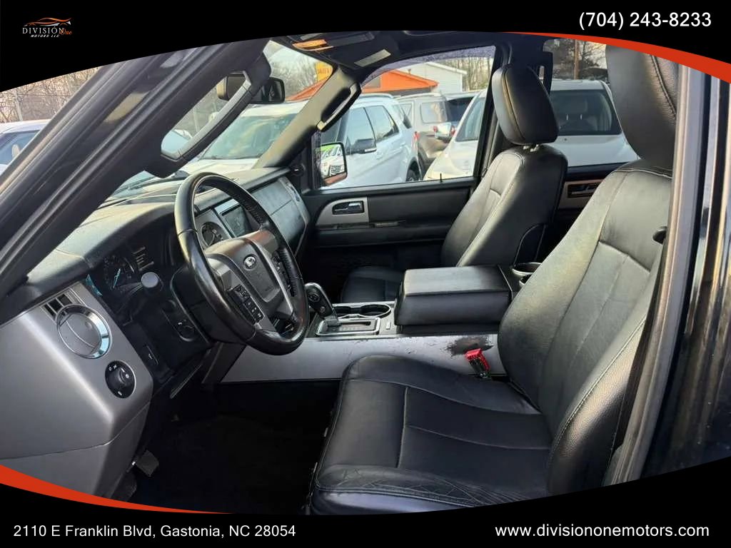 Used 2016 Ford Expedition Limited w/ Equipment Group 301A AWD/4WD image 13