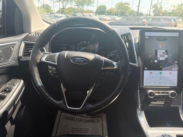 Used 2022 Ford Edge Titanium AWD/4WD image 25