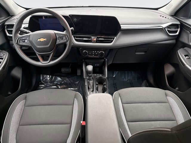 Used 2025 Chevrolet TrailBlazer LT image 14