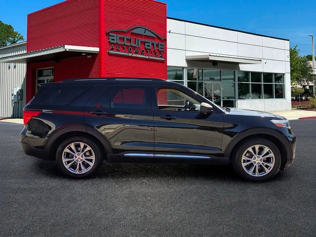 Used 2020 Ford Explorer XLT w/ Equipment Group 202A RWD image 6