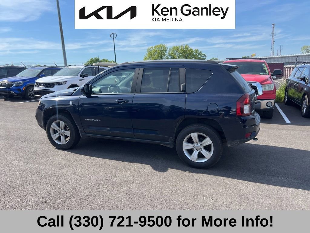Used 2016 Jeep Compass Latitude AWD/4WD image 8