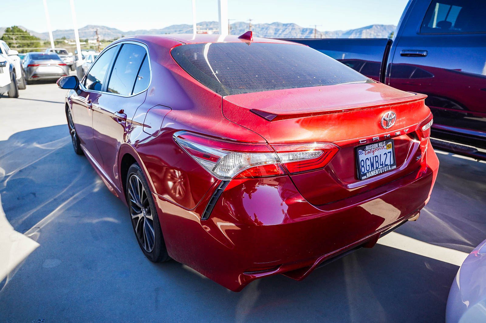 Used 2019 Toyota Camry SE image 7