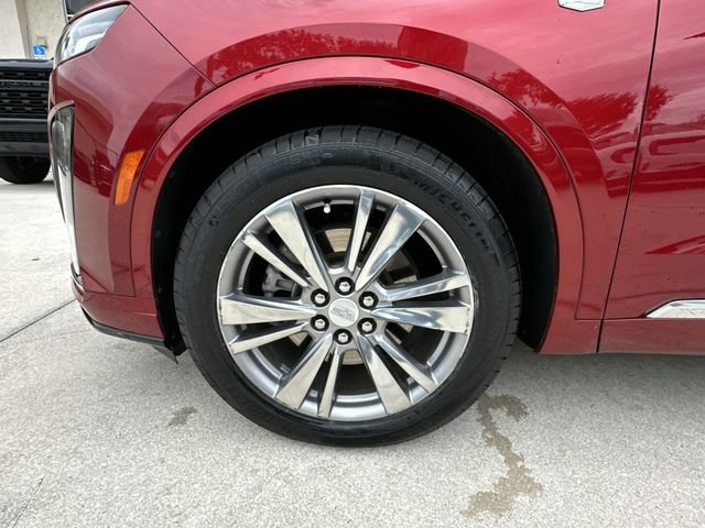 Certified 2023 Cadillac XT6 Premium Luxury FWD image 18