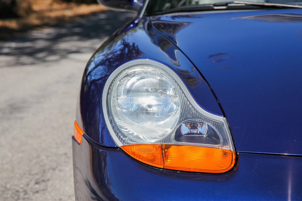Used 2000 Porsche Boxster S RWD image 5