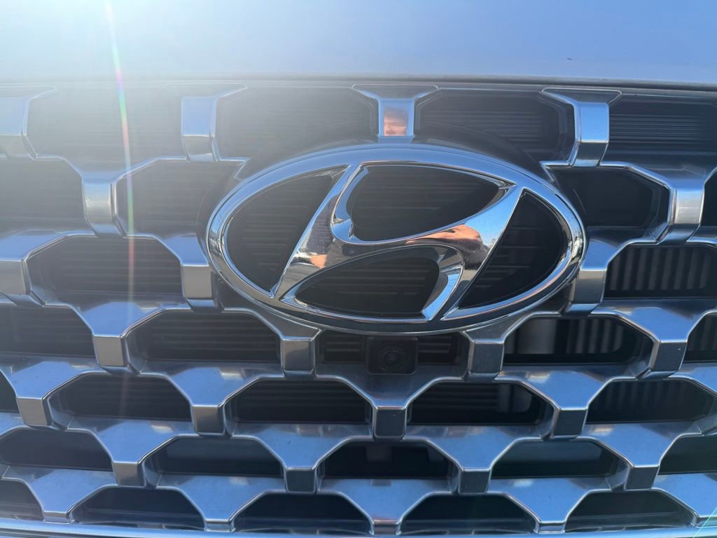 Used 2023 Hyundai Santa Fe Limited w/ Cargo Package image 33